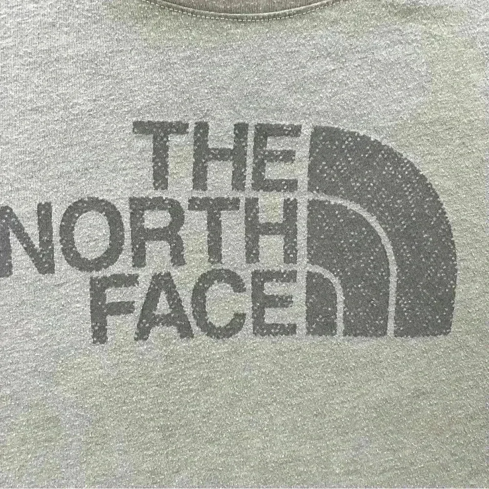 The North Face Gray Cotton Blend Scoop Neck Cap Sleeve High-Low Tee Size M - Picture 4 of 15